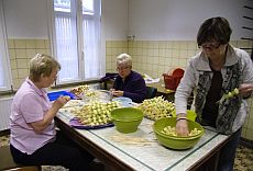 120929-NdC_01_tn230